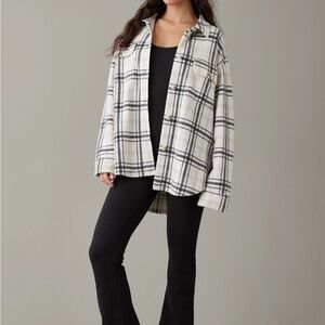 American Eagle Outfitters Oversized Plaid Fleece Shacket